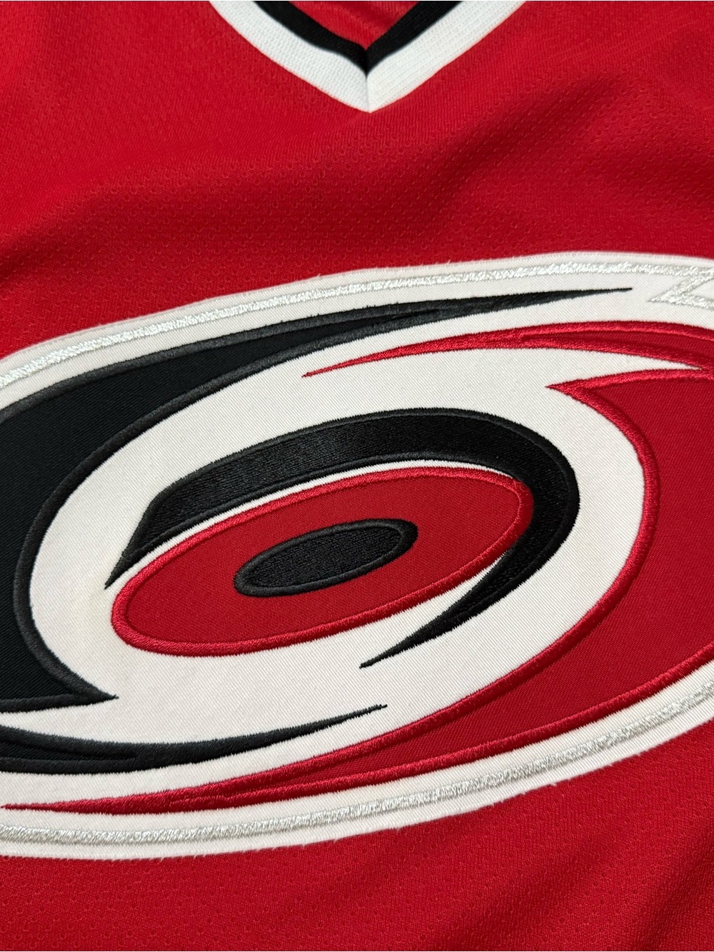 Men’s Red Carolina Hurricanes Hockey Jersey - Picture 2 of 5